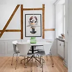 H.c. Andersens Hang Around شقة كوبنهاجن